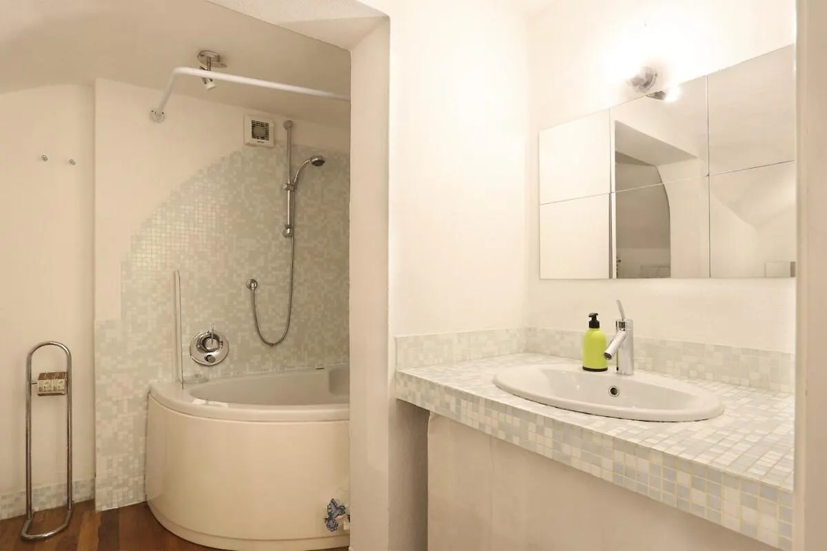 Historic Loft In The Heart Of 佛罗伦萨 0*,